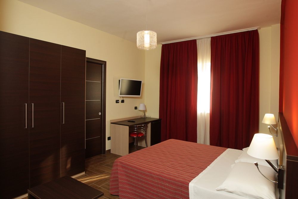 Hotel Paradiso فاليرنا المظهر الخارجي الصورة